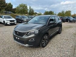 Grau Gebraucht 2020 Peugeot 3008 Allure SUV | 11.900 €