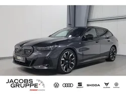 Grau Gebraucht 2025 BMW i5 Performance Limousine | 79.470 €