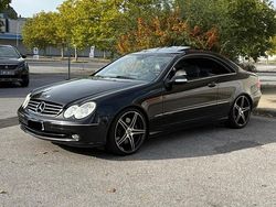 Schwarz Gebraucht 2004 Mercedes CLK500 Coupé | 3.800 €