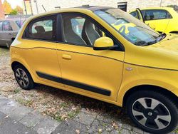 Gelb Gebraucht 2016 Renault Twingo Liberty Kleinwagen | 4.700 € (Superpreis)