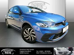 Blau Gebraucht 2024 VW Polo Life Kleinwagen | 18.750 € (Guter Preis)