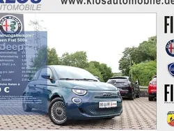 Grün Gebraucht 2021 Fiat 500e Icon Limousine | 16.990 € (Guter Preis)