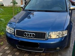 Blau Gebraucht 2003 Audi A4 Kombi | 2.900 € (Guter Preis)
