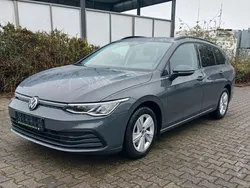 Grau Gebraucht 2021 VW Golf VIII Life Kombi | 19.000 € (Guter Preis)