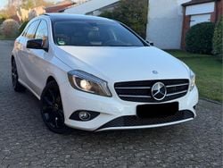 Weiß Gebraucht 2012 Mercedes A200 Sport Limousine | 9.200 € (Guter Preis)