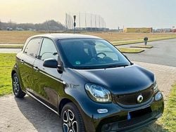 Schwarz Gebraucht 2017 Smart ForFour Passion Kleinwagen | 11.300 € (Fairer Preis)