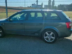 Grau Gebraucht 2004 Audi A4 Kombi | 1.200 € (Guter Preis)