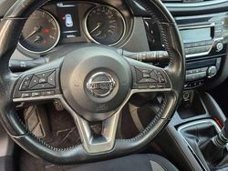 Schwarz Gebraucht 2018 Nissan Qashqai Acenta SUV | 12.850 € (Fairer Preis)