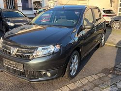 Schwarz Gebraucht 2016 Dacia Sandero Limousine | 5.990 € (Etwas zu teuer)