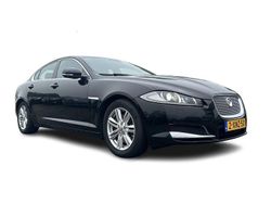 Schwarz Gebraucht 2014 Jaguar XF Luxury Limousine | 6.945 €