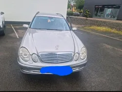 Schwarz Gebraucht 2004 Mercedes 220 Kombi | 2.900 €