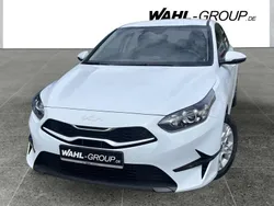 Weiß Neu 2025 Kia Ceed Limousine | 22.890 € (Guter Preis)