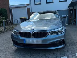 Grau Gebraucht 2019 BMW 530e Performance Limousine | 26.500 € (Fairer Preis)