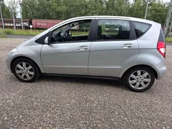 Grau Gebraucht 2010 Mercedes A180 Kleinwagen | 3.800 € (Guter Preis)