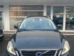 Grau Gebraucht 2013 Volvo XC60 SUV | 12.400 € (Guter Preis)