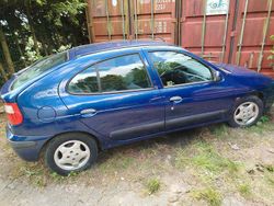 Blau Gebraucht 2001 Renault Mégane Limousine | 499 €