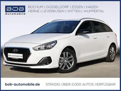 Weiß Gebraucht 2018 Hyundai i30 Style Limousine | 14.333 € (Fairer Preis)
