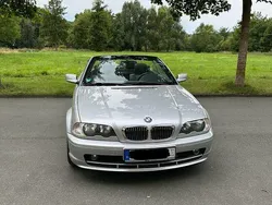 Silber Gebraucht 2000 BMW 323 Cabriolet Performance Cabrio | 13.400 €