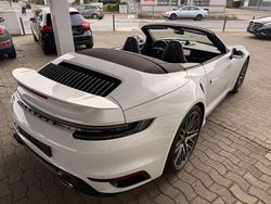 Carraweißmetallic Gebraucht 2021 Porsche 992 Cabrio | 188.500 € (Guter Preis)