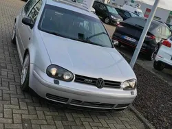 Silber Gebraucht 2000 VW Golf IV R Limousine | 3.499 €