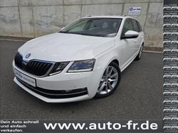 Weiß Gebraucht 2018 Skoda Octavia Sport Kombi | 14.390 € (Guter Preis)