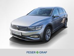 Pyrit silber metallic Gebraucht 2023 VW Passat Alltrack Kombi | 34.840 € (Fairer Preis)