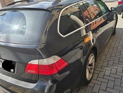 Schwarz Gebraucht 2010 BMW 520 Exclusive Kombi | 4.800 € (Teuer)