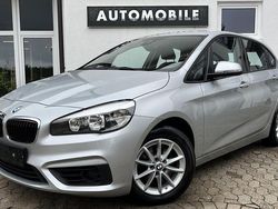 Silber Gebraucht 2015 BMW 218 Active Tourer Van / Kleinbus | 13.979 € (Fairer Preis)