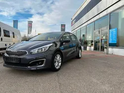 Grau Gebraucht 2018 Kia Ceed SUV | 10.495 € (Fairer Preis)