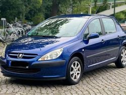 Blau Gebraucht 2005 Peugeot 307 Kleinwagen | 1.500 € (Guter Preis)