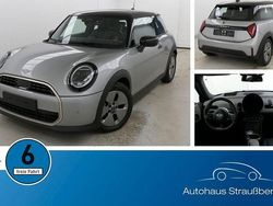 Silberkeine angabe Gebraucht 2024 Mini Cooper Favoured Kleinwagen | 26.590 € (Fairer Preis)