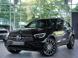 Schwarz Gebraucht 2021 Mercedes GLC300 AMG line SUV | 44.900 € (Teuer)