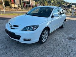 Weiß Gebraucht 2009 Mazda 3 Active Plus Limousine | 3.390 € (Fairer Preis)