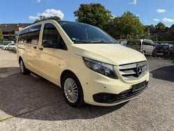 Schwarz Gebraucht 2019 Mercedes Vito Van / Kleinbus | 18.999 € (Fairer Preis)