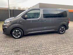 Gebraucht 2019 Opel Zafira Life Innovation Van | 30.590 € (Teuer)