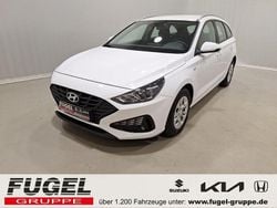 Atlas white / sol Gebraucht 2023 Hyundai i30 Kombi | 15.969 € (Guter Preis)