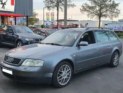 Silber Gebraucht 2001 Audi A6 Kombi | 2.999 € (Guter Preis)