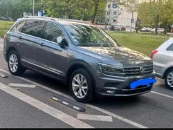 Grau Gebraucht 2019 VW Tiguan Allspace SUV | 25.000 € (Guter Preis)