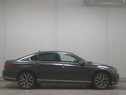 Grau Gebraucht 2020 VW Passat Elegance Limousine | 21.980 € (Fairer Preis)