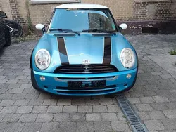 Blau Gebraucht 2005 Mini ONE Kleinwagen | 1.800 € (Fairer Preis)