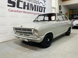 Schiefergrau Gebraucht 1972 Opel Kadett S Limousine | 22.900 €
