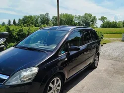 Schwarz Gebraucht 2006 Opel Zafira Van / Kleinbus | 2.500 € (Guter Preis)