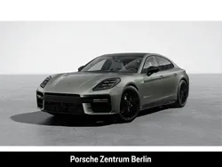 Aventuringrünmetallic Gebraucht 2024 Porsche Panamera GTS Limousine | 179.900 €