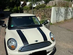 Beige Gebraucht 2009 Mini ONE Kleinwagen | 3.800 € (Fairer Preis)