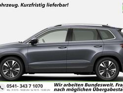 Moonweiß perleffekt Neu 2025 Skoda Karoq Selection SUV | 32.497 € (Guter Preis)