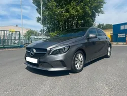 Grau Gebraucht 2016 Mercedes A180 Limousine | 10.900 € (Superpreis)