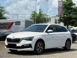 Candyweiss Gebraucht 2021 Skoda Scala Drive Kleinwagen | 11.000 €
