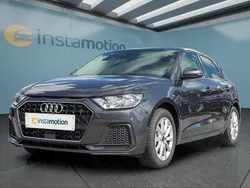 Grau Gebraucht 2024 Audi A1 Sportback Kleinwagen | 22.799 € (Guter Preis)