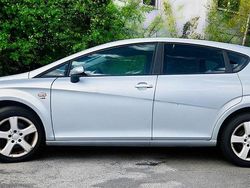 Grau Gebraucht 2009 Seat Leon Kleinwagen | 1.500 € (Fairer Preis)