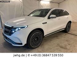 Opalithweiss (metallic) Gebraucht 2022 Mercedes EQC400 AMG SUV | 37.350 € (Fairer Preis)